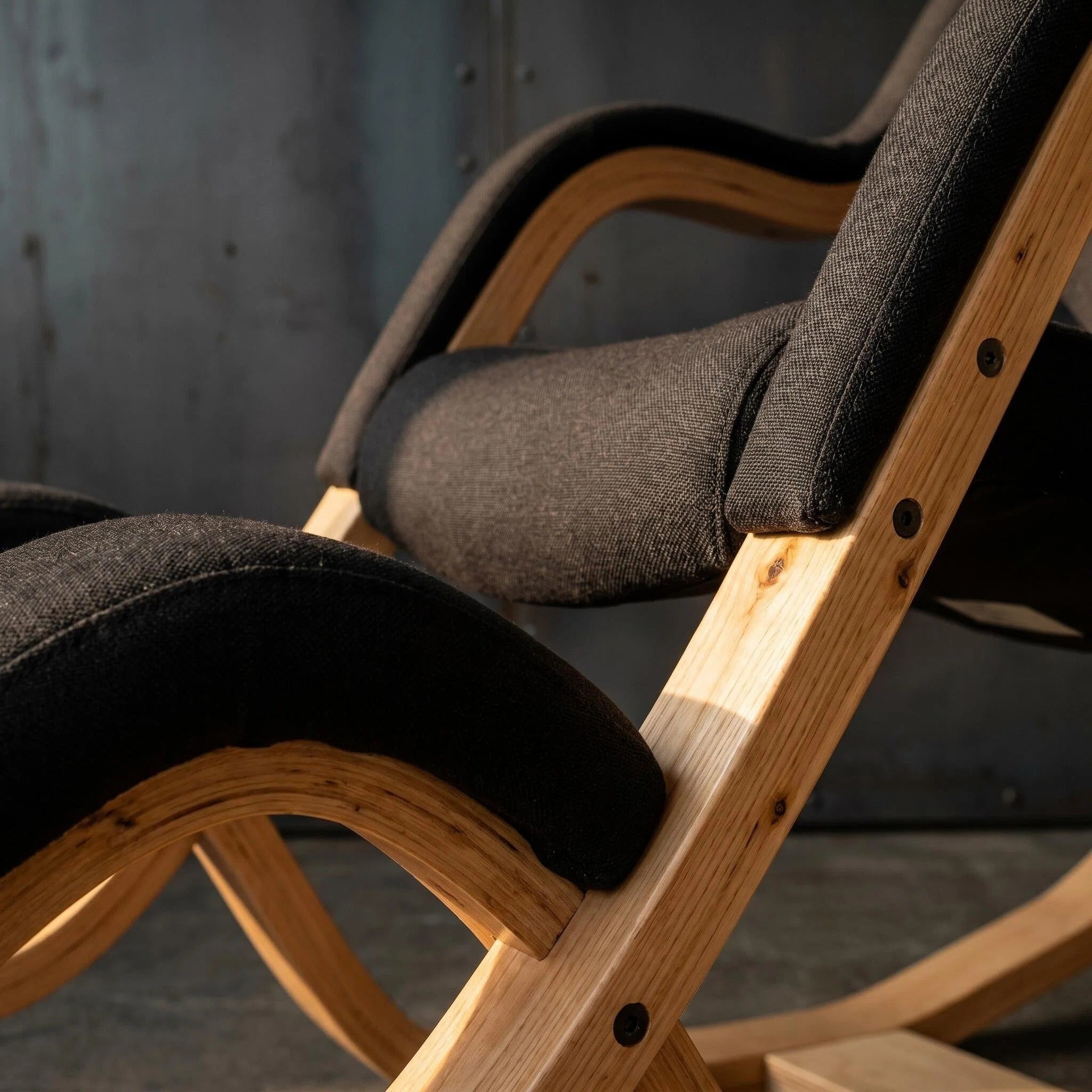 Curved Bentwood Rocking Chaise Lounge
